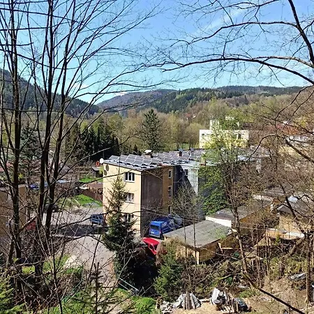 Apartmán 3+1 S Krbem A Zahrádkou Na úpatí Krušných Hor Apartamento Merklín