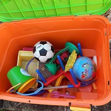 Apartmán 3+1 S Krbem A Zahrádkou Na úpatí Krušných Hor