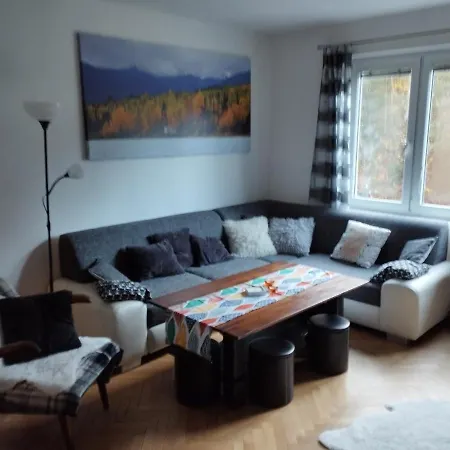 Apartmán 3+1 S Krbem A Zahrádkou Na úpatí Krušných Hor Merklín